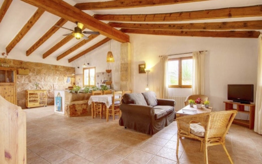 F-4037 Agroturismo-Finca mit herrlichem Weitblick, Pool und Lizenz zwischen Campos und Sa Rapita im Süd-Osten der Insel