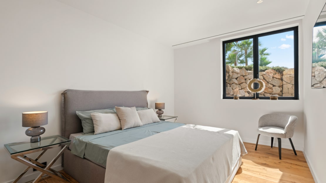 2752 - Villa in Camp de Mar 14