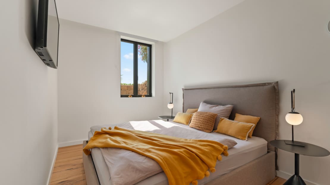 2752 - Villa in Camp de Mar 17