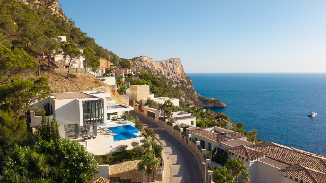 2752 - Villa in Camp de Mar 39