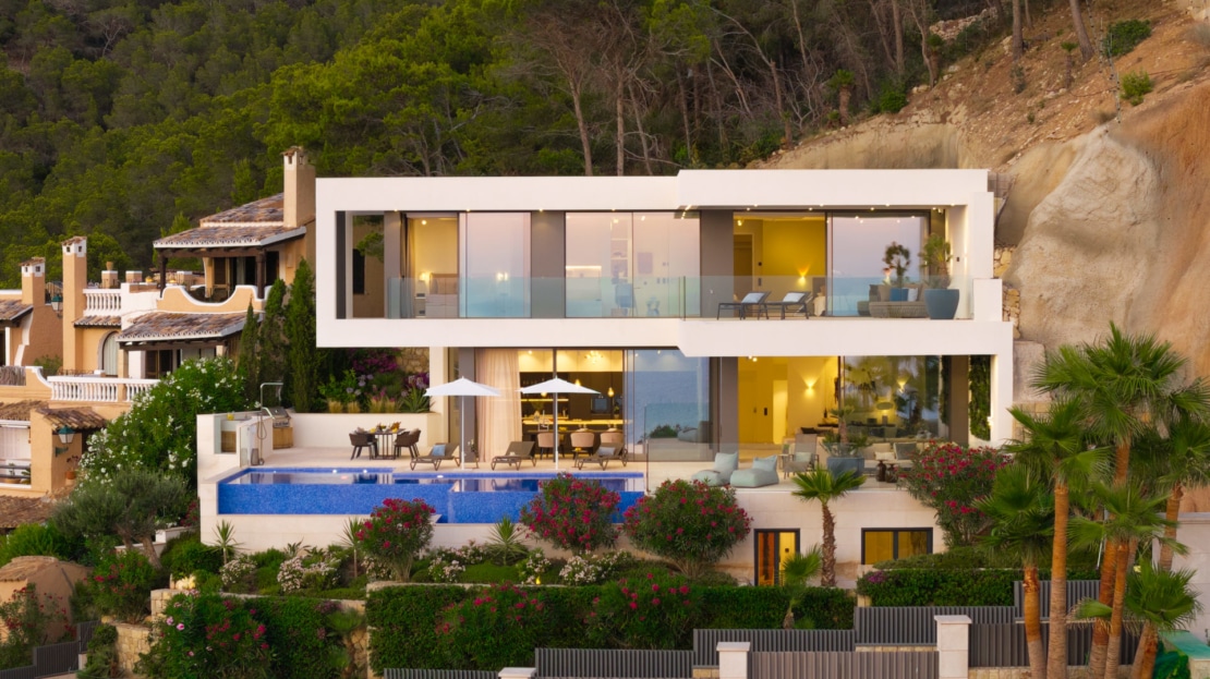 2752 - Villa in Camp de Mar 40