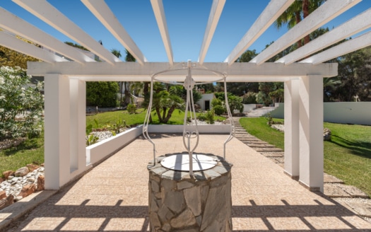 5668  -Villa in Sanjarassa 58