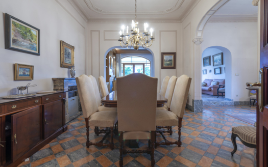 4949 INVESTITION! Haus in Cala Nova, in erster Linie mit herrlichem Hafen- und Meerblick