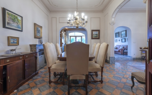 4949 INVESTITION! Haus in Cala Nova, in erster Linie mit herrlichem Hafen- und Meerblick