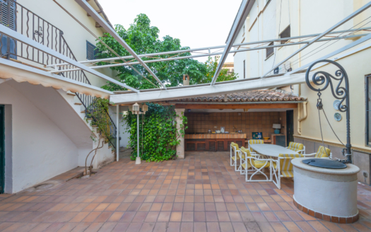 4949 INVESTITION! Haus in Cala Nova, in erster Linie mit herrlichem Hafen- und Meerblick