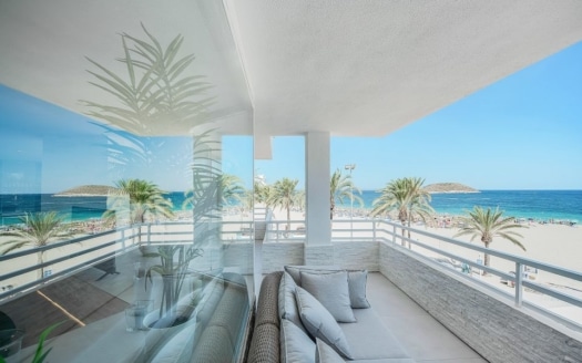 A-4691 Renoviertes Luxus Apartment in 1. Meereslinie mit fantastischem Rundum Ausblick 9