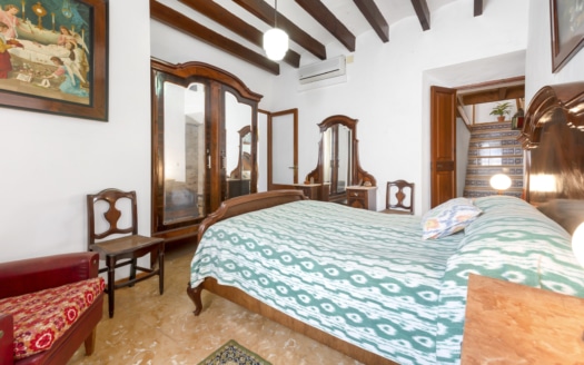 IF-4755 INVESTITION! Finca auf großem Grundstück mit Obstbäumen und viel Potenzial in Soller 