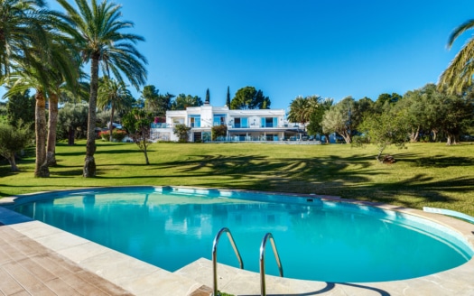 4941 Spectacular property in Son Vida with absolute privacy and beautiful views to the bay of Palma 41